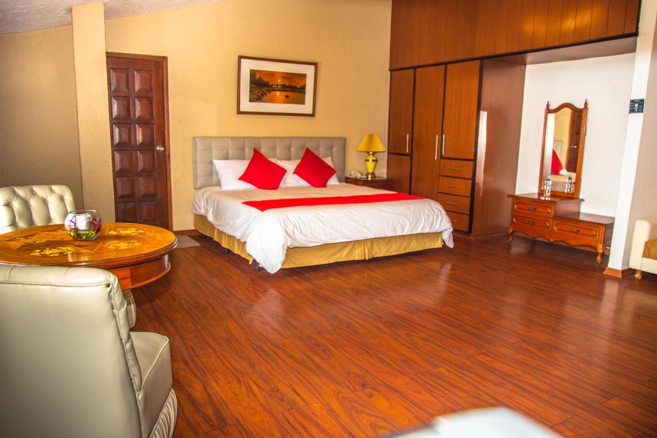 Hotel Chimborazo Internacional Риобамба Екстериор снимка